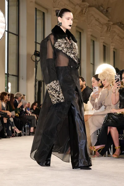 Look 2